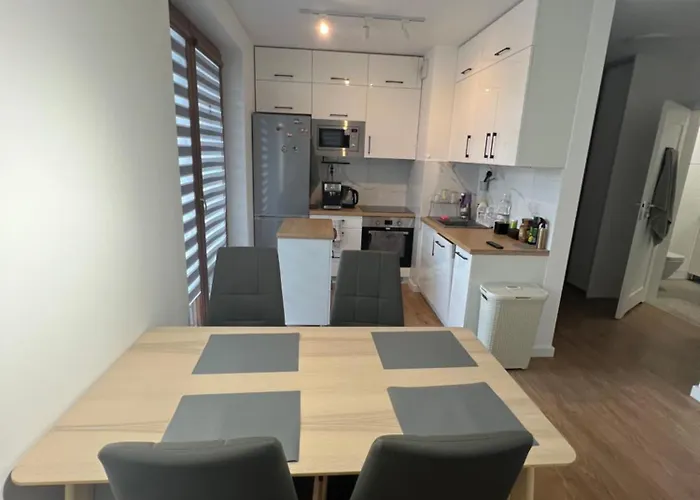 Zakrzówek Z Jacuzzi Apartamento *