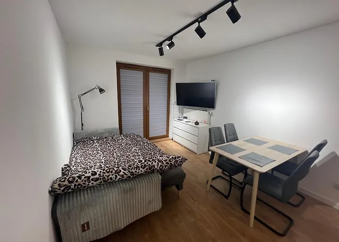 Zakrzówek Z Jacuzzi Apartamento *